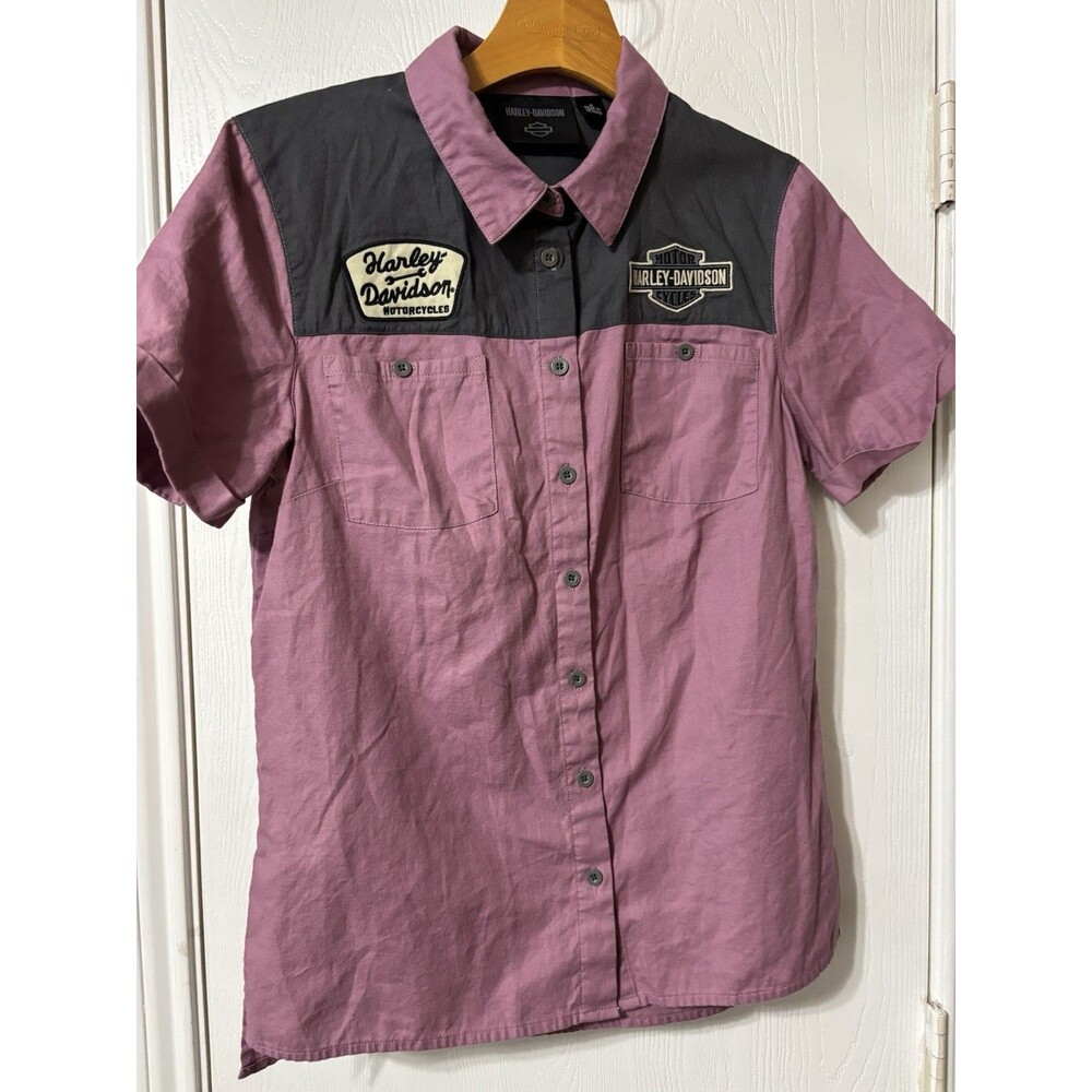 Harley Davidson Woman’s Size M Short Sleeve Pink & Dark Grey Button Motorcycle